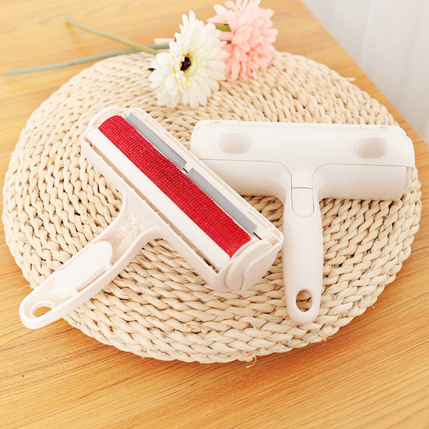 "Pet hair takeover? This miracle roller remove seven bags of fur in 2 minutes
